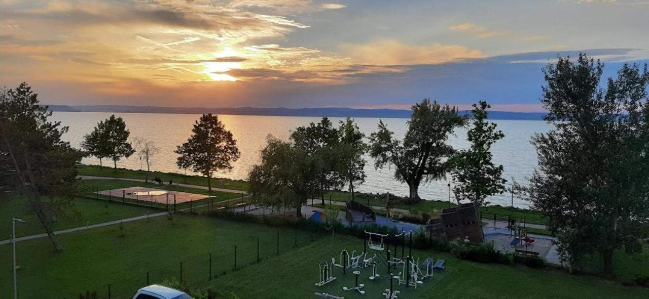 Sunset Home Apartman Siófok Zewnętrze zdjęcie